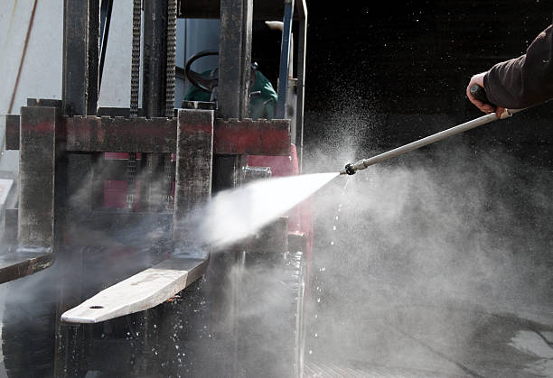 Best Roof Power Washing Services  in Glencoe, MN